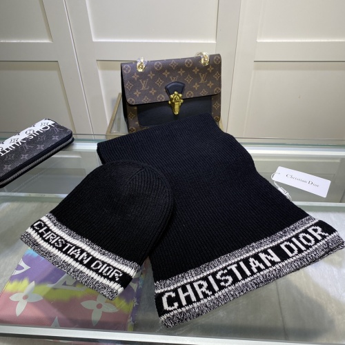 Christian Dior Woolen Hat & Scarf #933298