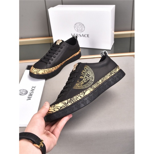Replica Versace Casual Shoes For Men #933663 $72.00 USD for Wholesale