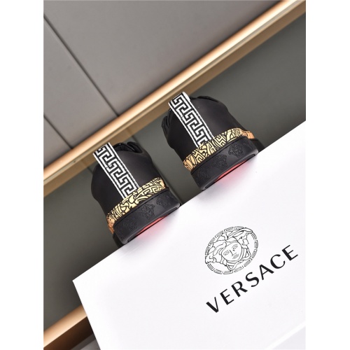 Replica Versace Casual Shoes For Men #933663 $72.00 USD for Wholesale
