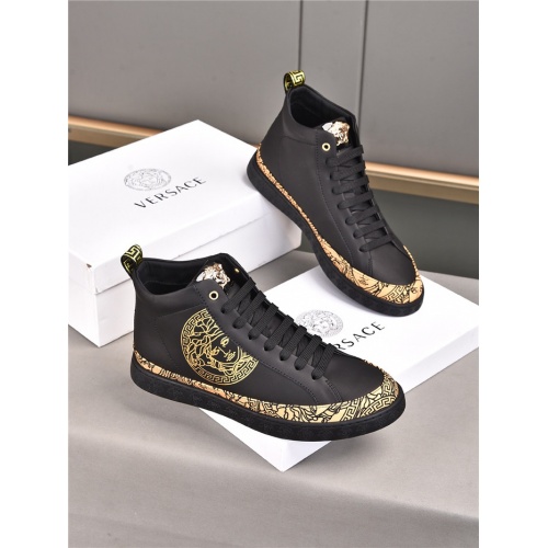 Versace High Tops Shoes For Men #933674