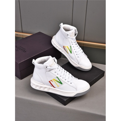 Valentino High Tops Shoes For Men #933722