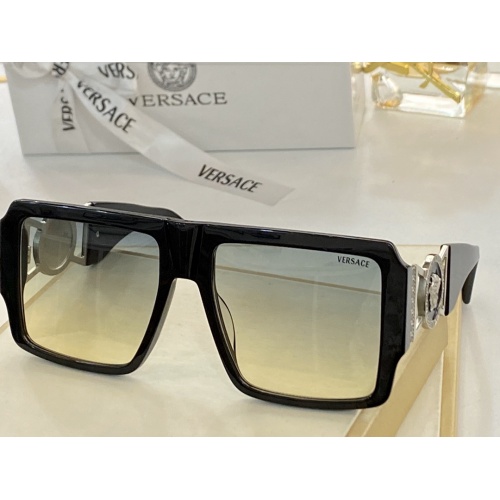 Versace AAA Quality Sunglasses #934275