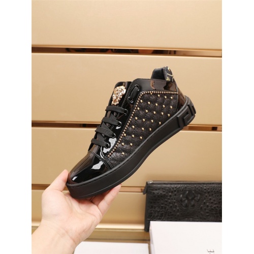 Replica Versace Casual Shoes For Men #934592 $82.00 USD for Wholesale