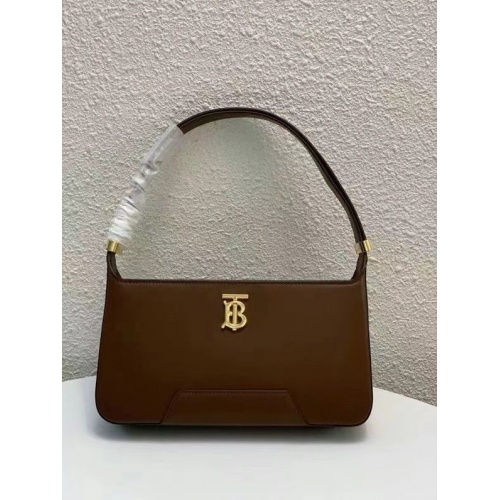 Burberry AAA Messenger Bags For Women #935173
