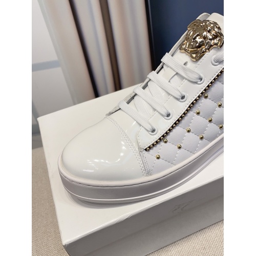 Replica Versace Casual Shoes For Men #935223 $72.00 USD for Wholesale
