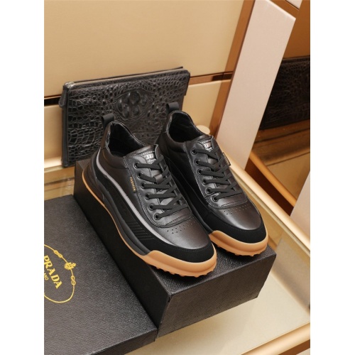 Prada Casual Shoes For Men #935588