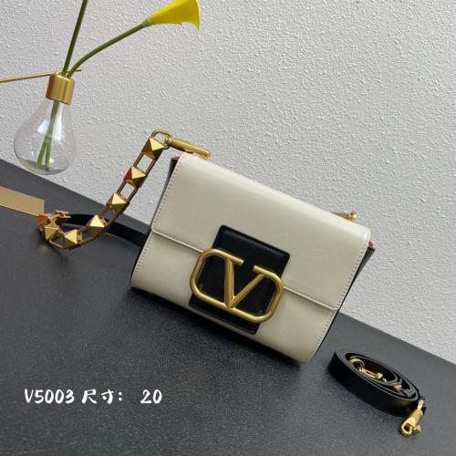 Valentino AAA Quality Messenger Bags For Women #935704 $105.00 USD, Wholesale Replica Valentino AAA Quality Messenger Bags