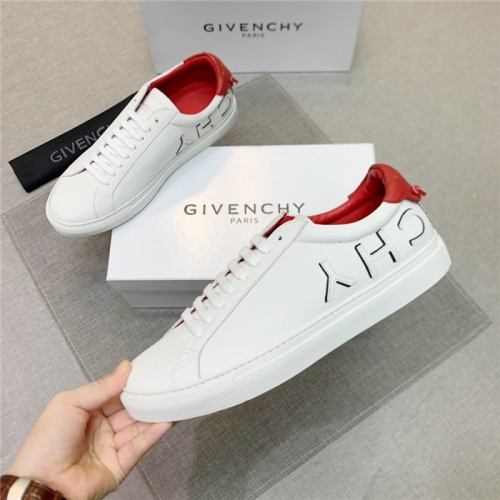 Givenchy Casual Shoes For Men #935747