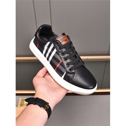 Replica Burberry Casual Shoes For Men #936179 $72.00 USD for Wholesale