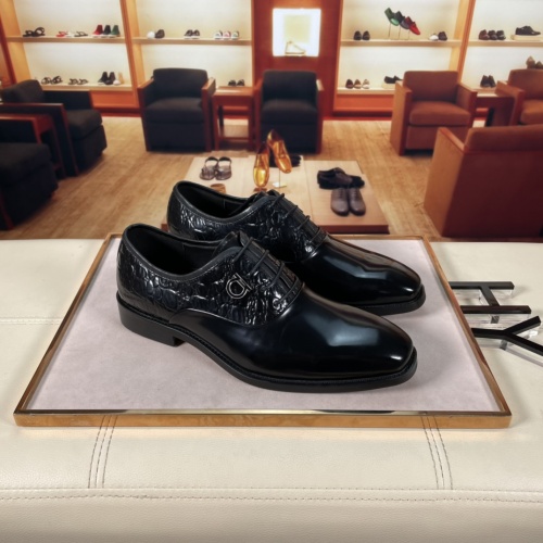 Ferragamo Salvatore FS Leather Shoes For Men #936375