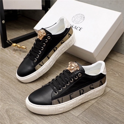 Versace Casual Shoes For Men #936923