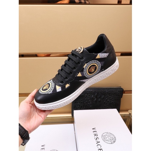 Replica Versace Casual Shoes For Men #936946 $80.00 USD for Wholesale