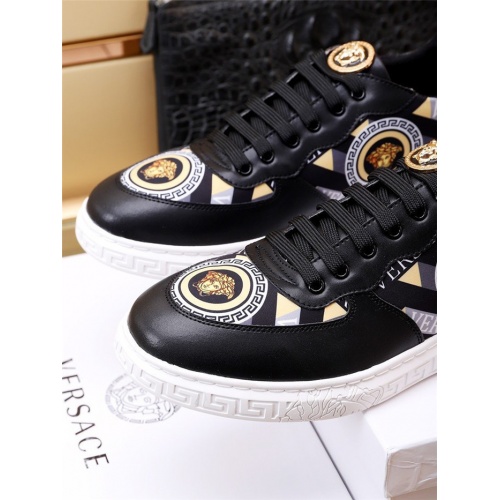 Replica Versace Casual Shoes For Men #936946 $80.00 USD for Wholesale