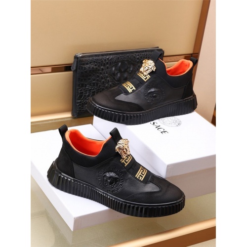 Replica Versace Casual Shoes For Men #936948 $85.00 USD for Wholesale