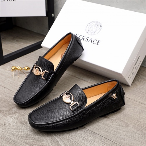Versace Leather Shoes For Men #937102