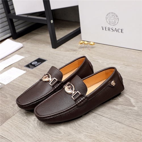 Versace Leather Shoes For Men #937104