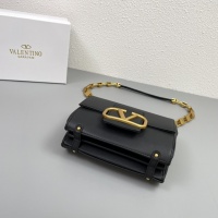 $108.00 USD Valentino AAA Quality Messenger Bags For Women #927133
