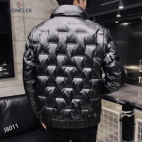 $82.00 USD Moncler Down Feather Coat Long Sleeved For Men #927475