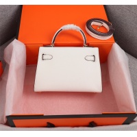 $82.00 USD Hermes AAA Quality Handbags For Women #927603