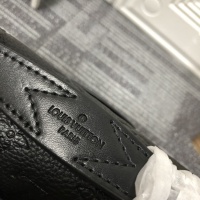 $80.00 USD Louis Vuitton AAA Man Messenger Bags #927649