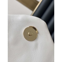 $112.00 USD Yves Saint Laurent YSL AAA Messenger Bags For Women #927716