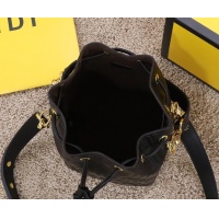 $88.00 USD Fendi AAA Messenger Bags For Women #927727