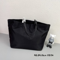 $82.00 USD Prada AAA Quality Handbags For Women #927741