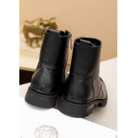 $92.00 USD Versace Boots For Men #932908
