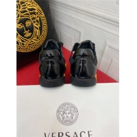 $76.00 USD Versace Casual Shoes For Men #933114