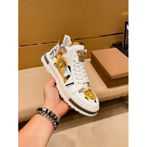 Replica Versace Casual Shoes For Men #938625 $80.00 USD for Wholesale