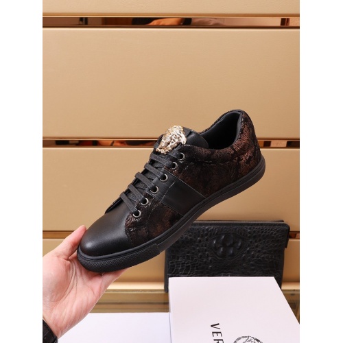 Replica Versace Casual Shoes For Men #938739 $80.00 USD for Wholesale