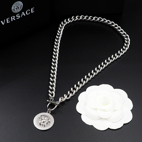 Versace Necklace #938820 $29.00 USD, Wholesale Replica Versace Necklace