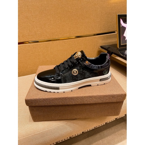 Replica Versace Casual Shoes For Men #938981 $76.00 USD for Wholesale