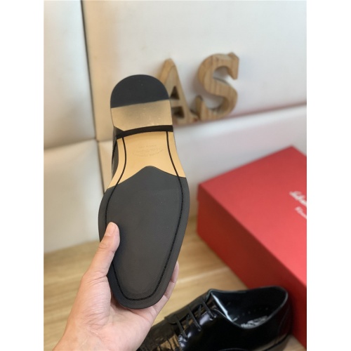 Replica Salvatore Ferragamo Leather Shoes For Men #939346 $88.00 USD for Wholesale