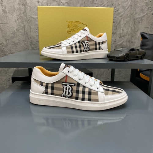 Burberry Casual Shoes For Men #939548