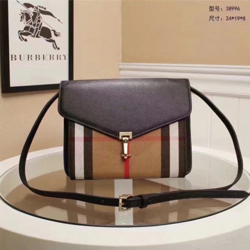 Burberry AAA Quality Messenger Bags For Women #939588