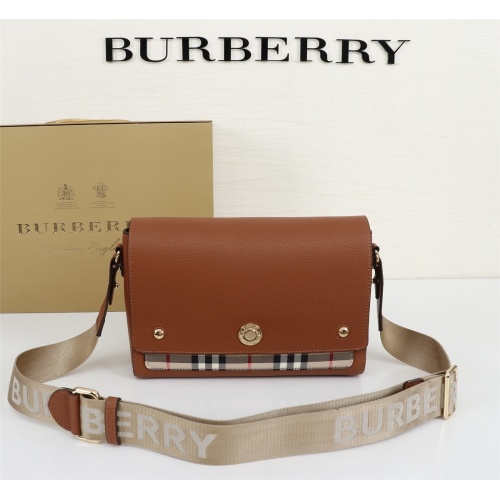 Burberry AAA Quality Messenger Bags For Women #939606