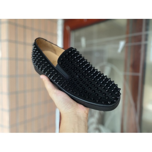 Christian Louboutin Fashion Shoes For Men #940052