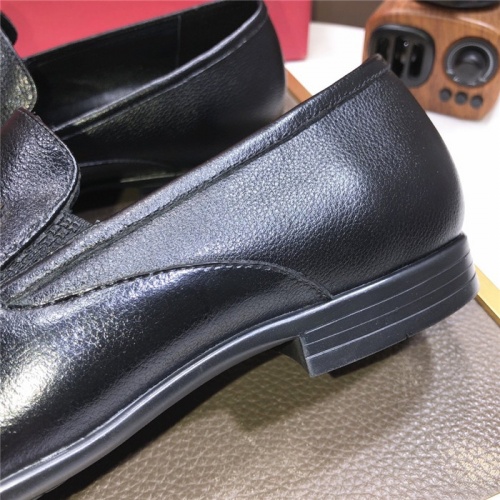 Replica Salvatore Ferragamo Leather Shoes For Men #940098 $82.00 USD for Wholesale