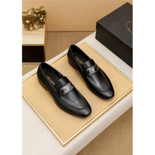 Prada Leather Shoes For Men #940308
