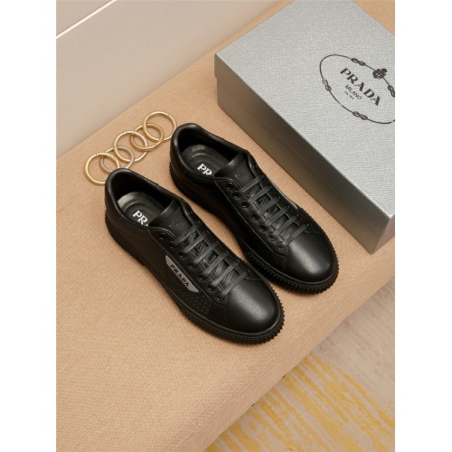 Prada Casual Shoes For Men #940311