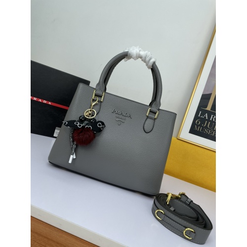 Prada AAA Quality Handbags For Women #941033