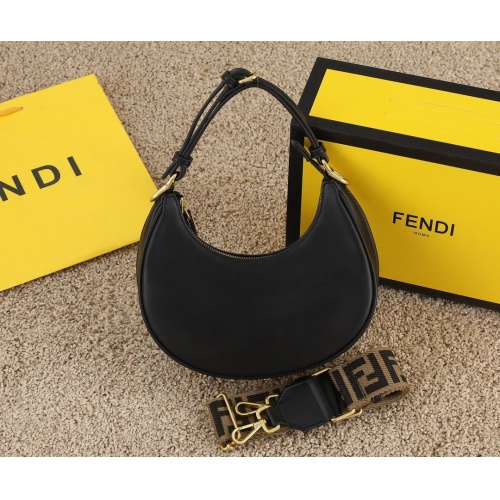 Fendi AAA Messenger Bags For Women #941645