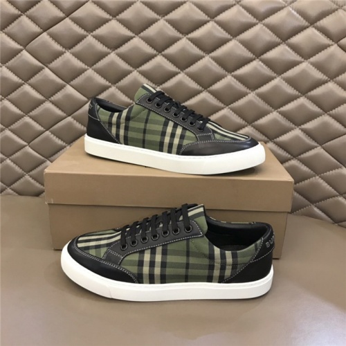 Burberry Casual Shoes For Men #942324
