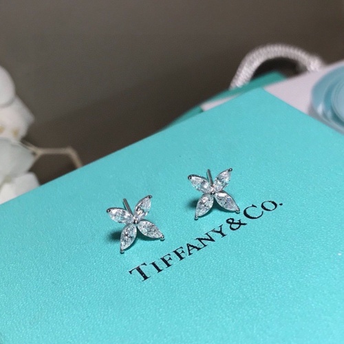 Tiffany Earrings #942414