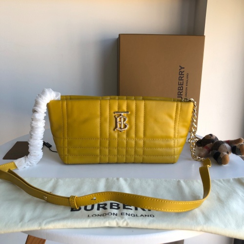 Burberry AAA Messenger Bags For Women #942504