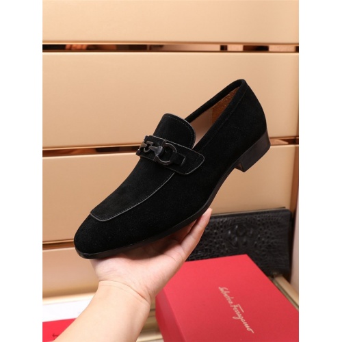 Replica Salvatore Ferragamo Leather Shoes For Men #942808 $118.00 USD for Wholesale