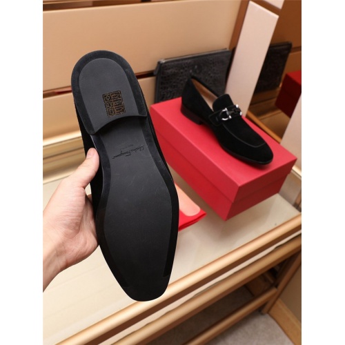 Replica Salvatore Ferragamo Leather Shoes For Men #942808 $118.00 USD for Wholesale