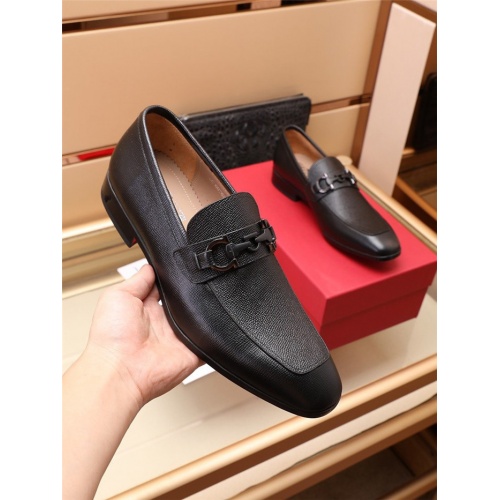 Replica Salvatore Ferragamo Leather Shoes For Men #942811 $118.00 USD for Wholesale