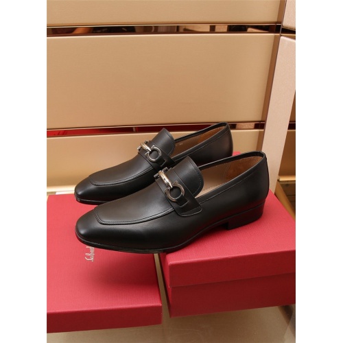 Replica Salvatore Ferragamo Leather Shoes For Men #942815 $118.00 USD for Wholesale